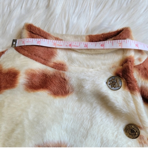 Vtg Faux Cowhide Cape Bronze Button One Size Boho Cowboy Handmade One Of Kind - Picture 10 of 10